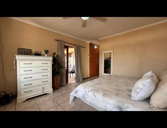 3 BEDROOM HOUSE TO LET IN STONEHENGE